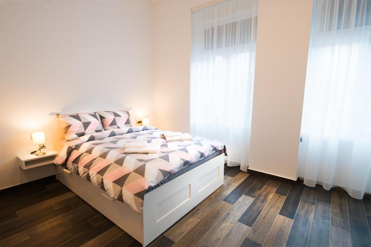 Apartmani Sterija ノヴィ・サド エクステリア 写真