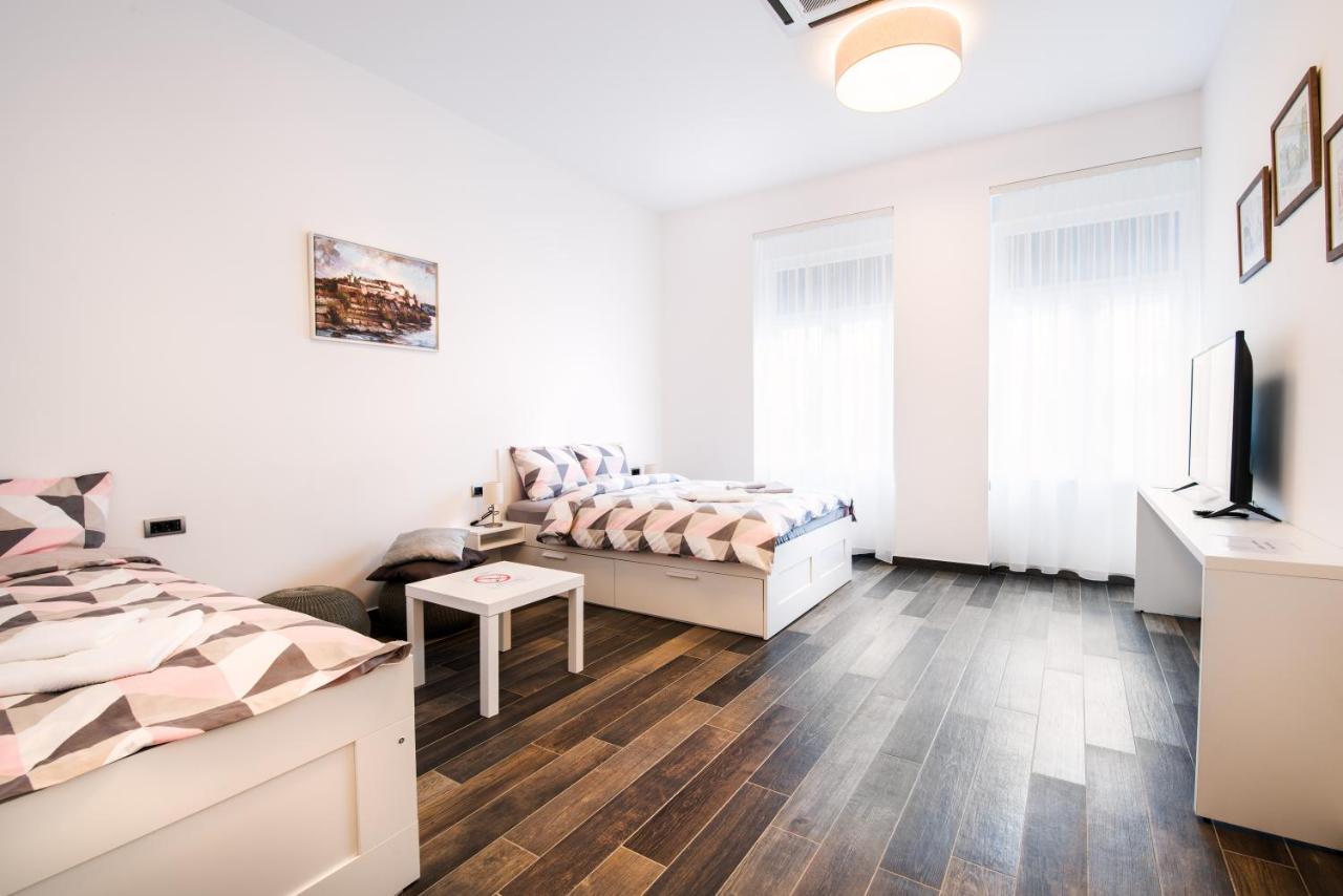 Apartmani Sterija ノヴィ・サド エクステリア 写真